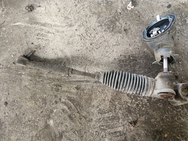 bontott TOYOTA YARIS Kormánymű Nem szervós