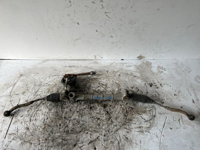 bontott TOYOTA YARIS Kormánymű Nem szervós