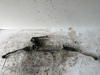 bontott TOYOTA YARIS Kormánymű Nem szervós