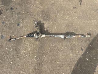 bontott TOYOTA YARIS Kormánymű Nem szervós