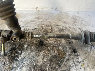 bontott TOYOTA YARIS Kormánymű Nem szervós