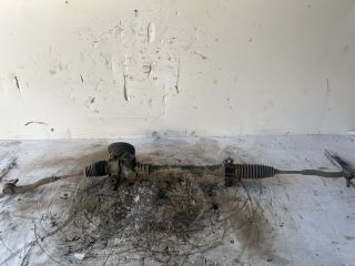 bontott TOYOTA YARIS Kormánymű Nem szervós