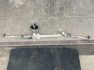 bontott TOYOTA YARIS Kormánymű Szervós