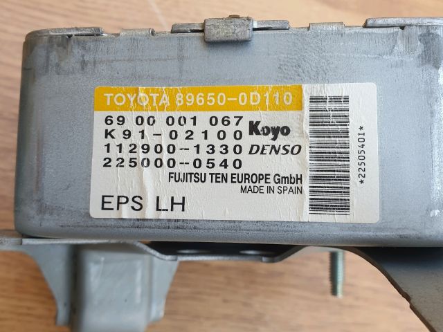 bontott TOYOTA YARIS Kormányoszlop Vezérlő