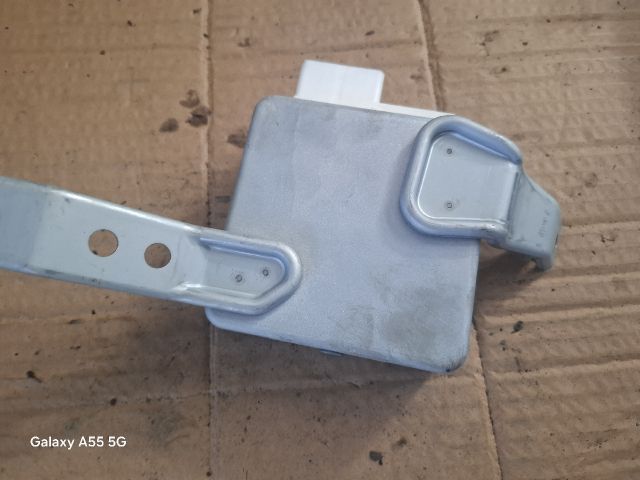 bontott TOYOTA YARIS Kormányoszlop Vezérlő