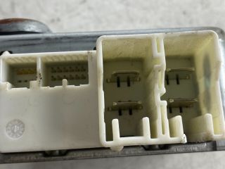 bontott TOYOTA YARIS Kormányoszlop Vezérlő