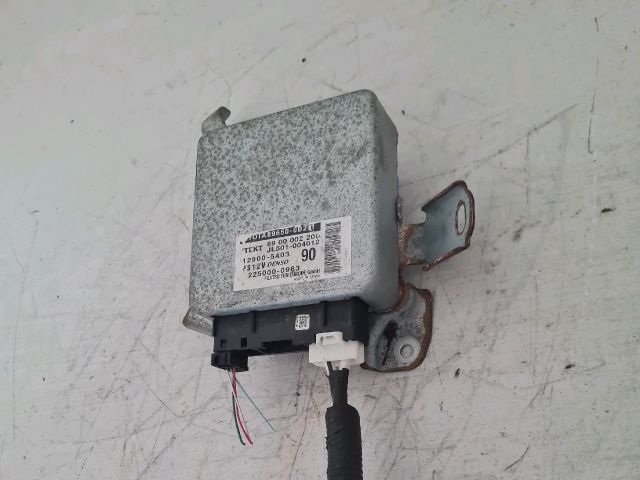 bontott TOYOTA YARIS Kormányoszlop Vezérlő