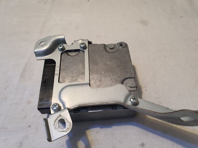 bontott TOYOTA YARIS Kormányoszlop Vezérlő