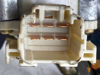 bontott TOYOTA YARIS Kormányoszlop