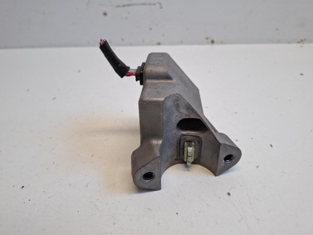 bontott TOYOTA YARIS Kormányzár (Elektromos)