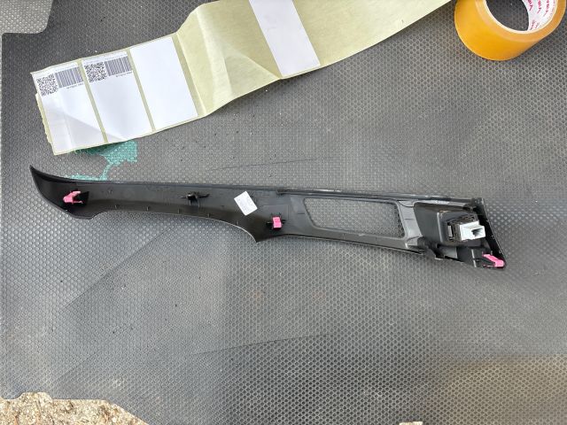 bontott TOYOTA YARIS Középkonzol Keret