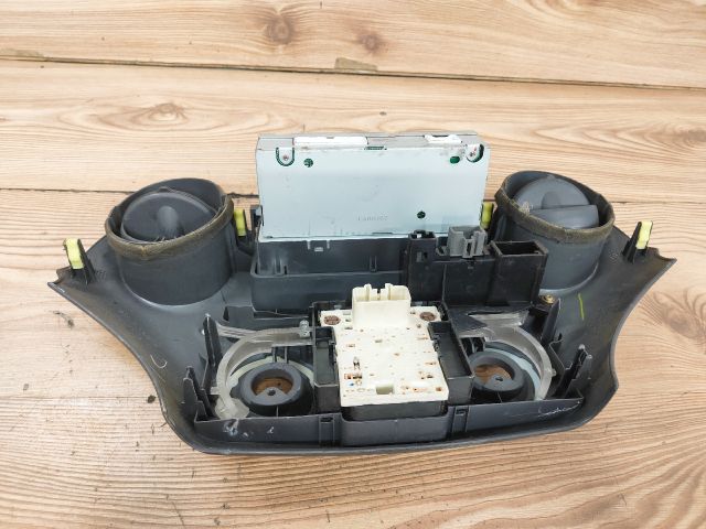 bontott TOYOTA YARIS Középkonzol Keret