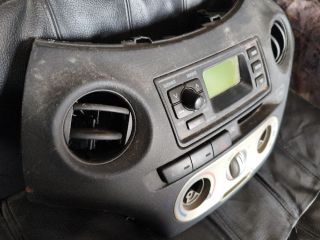 bontott TOYOTA YARIS Középkonzol Keret