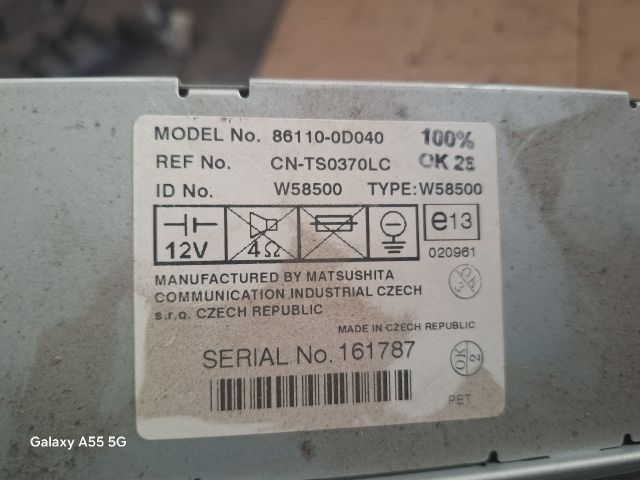 bontott TOYOTA YARIS Középkonzol Vezérlő Panel