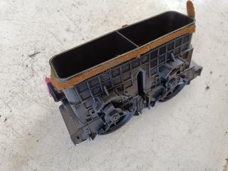 bontott TOYOTA YARIS Középső Szellőző