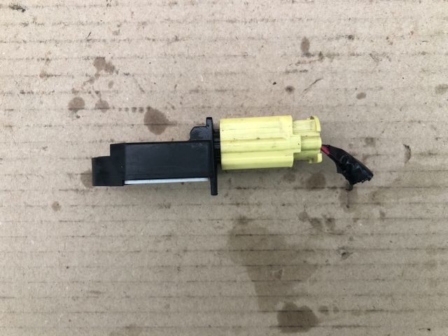 bontott TOYOTA YARIS Központi Ütközés Érzékelő