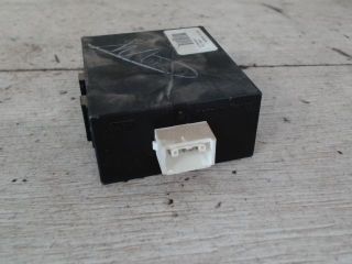 bontott TOYOTA YARIS Központizár Elektronika