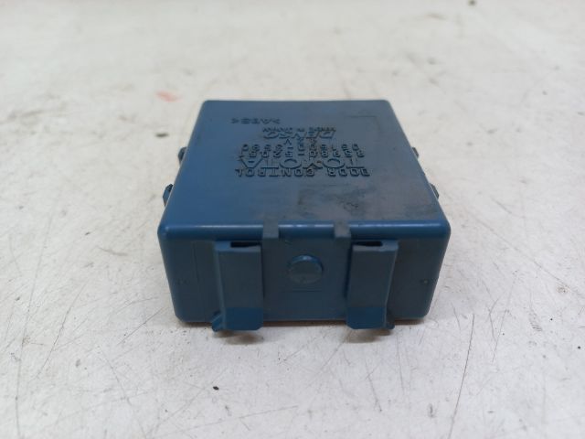 bontott TOYOTA YARIS Központizár Elektronika