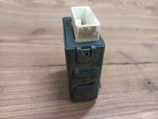 bontott TOYOTA YARIS Központizár Elektronika