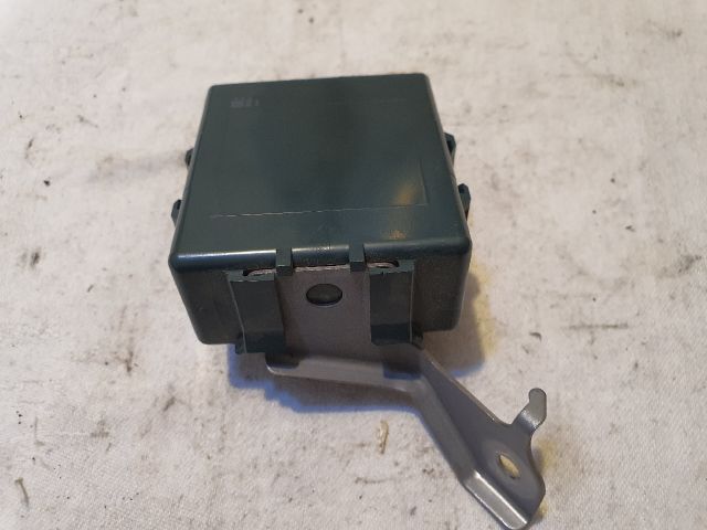 bontott TOYOTA YARIS Központizár Elektronika