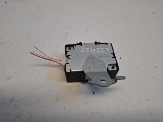 bontott TOYOTA YARIS Központizár Elektronika