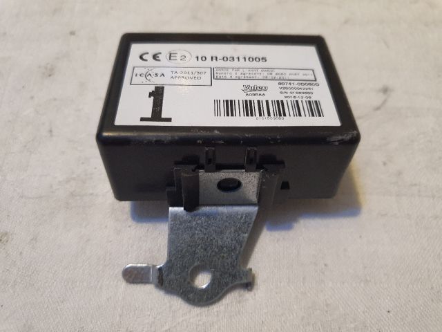 bontott TOYOTA YARIS Központizár Elektronika