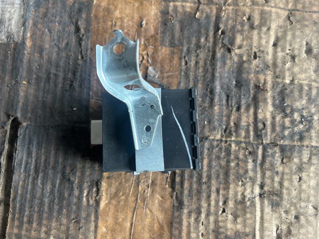 bontott TOYOTA YARIS Központizár Elektronika