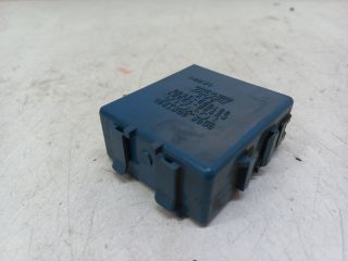 bontott TOYOTA YARIS Központizár Elektronika