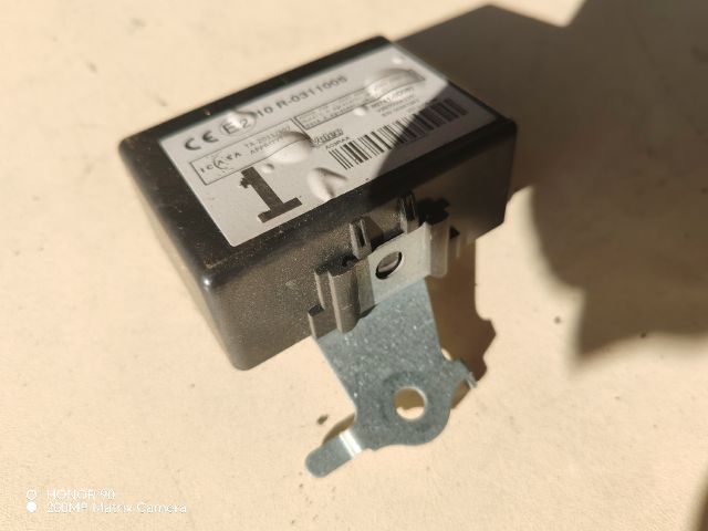 bontott TOYOTA YARIS Központizár Elektronika