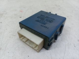 bontott TOYOTA YARIS Központizár Elektronika