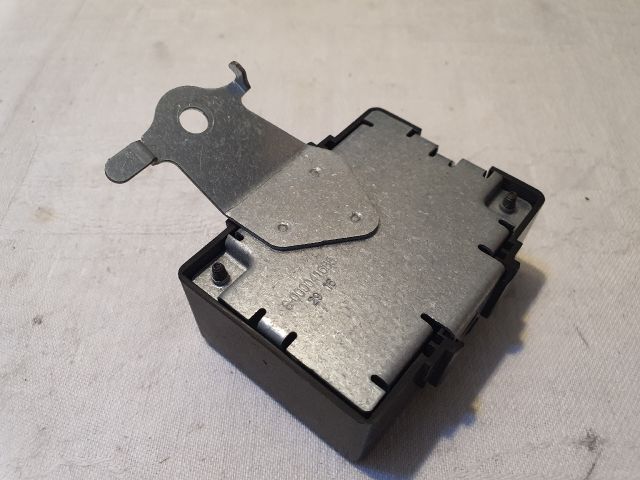 bontott TOYOTA YARIS Központizár Elektronika