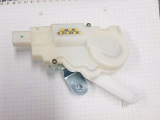 bontott TOYOTA YARIS Központizár Motor Csomagtérajtó