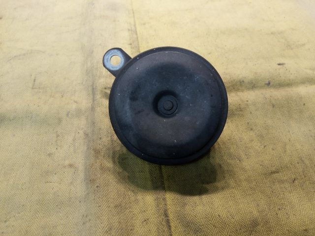 bontott TOYOTA YARIS Kürt