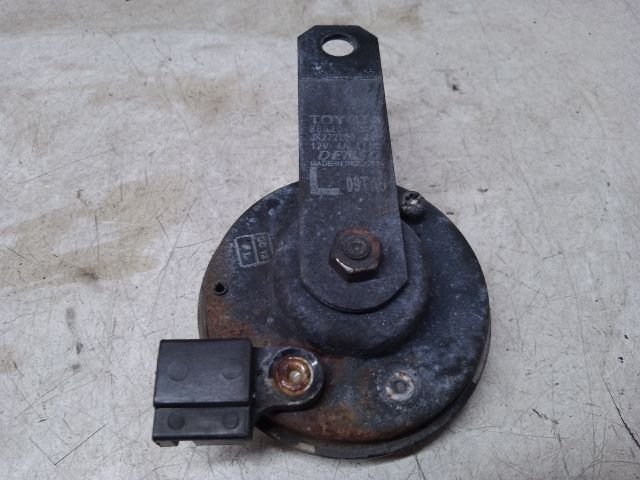 bontott TOYOTA YARIS Kürt