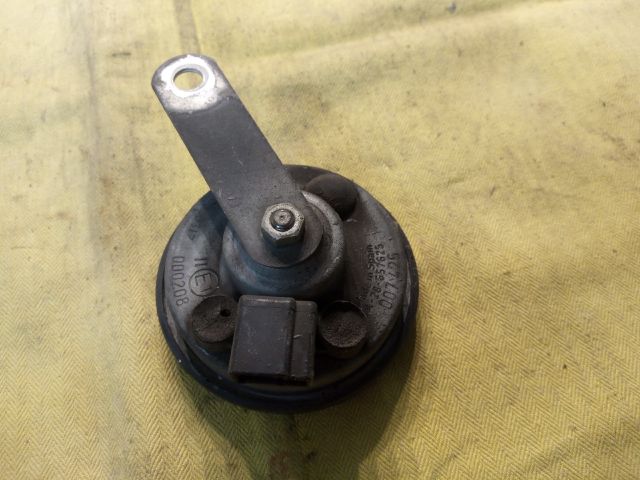 bontott TOYOTA YARIS Kürt