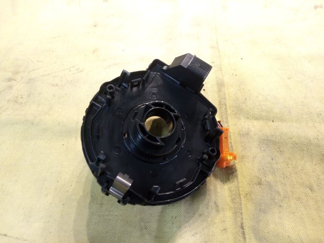 bontott TOYOTA YARIS Légzsák Átvezető Szalagkábel