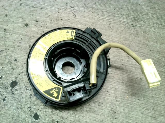 bontott TOYOTA YARIS Légzsák Átvezető Szalagkábel