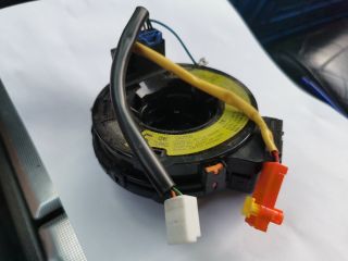 bontott TOYOTA YARIS Légzsák Átvezető Szalagkábel