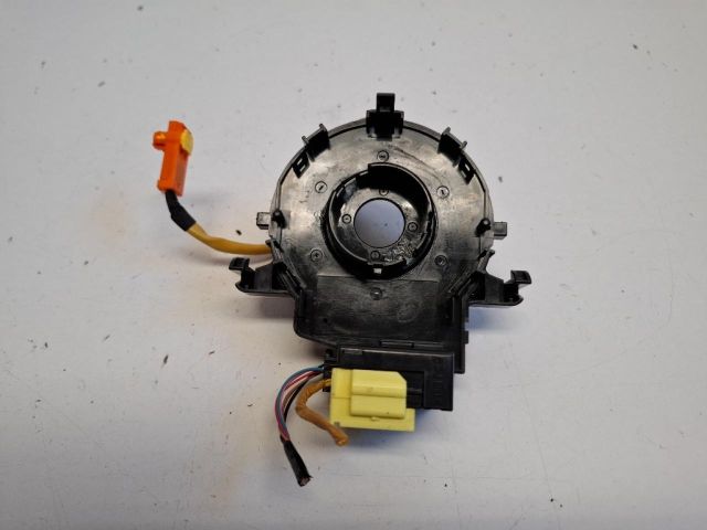 bontott TOYOTA YARIS Légzsák Átvezető Szalagkábel