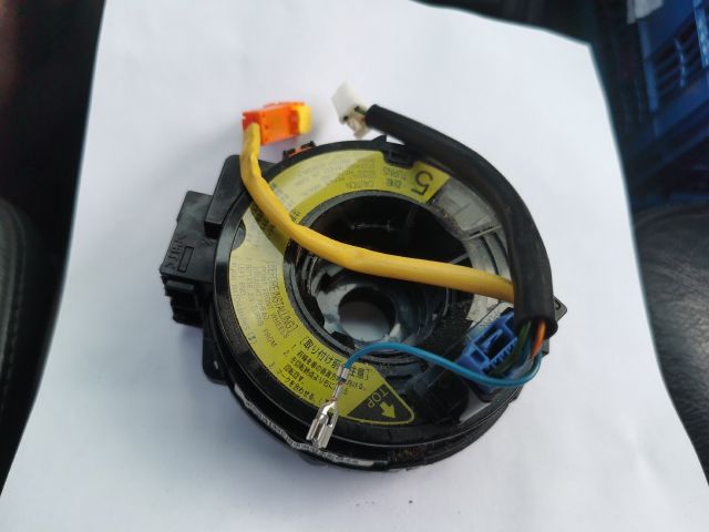 bontott TOYOTA YARIS Légzsák Átvezető Szalagkábel