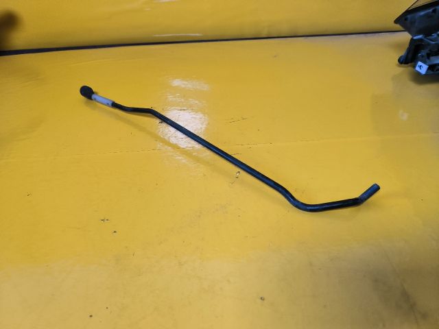 bontott TOYOTA YARIS Motorháztető Kitámasztó Rúd