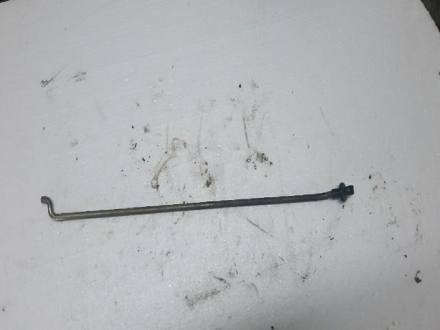 bontott TOYOTA YARIS Motorháztető Kitámasztó Rúd