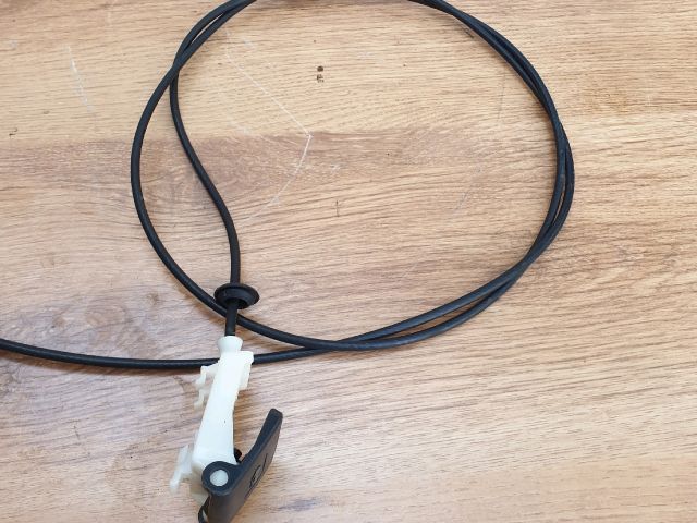 bontott TOYOTA YARIS Motorháztető Zárszerkezet