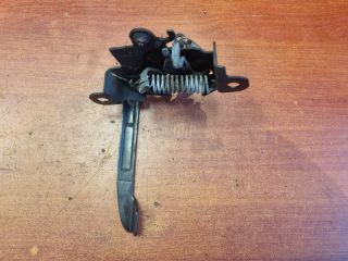 bontott TOYOTA YARIS Motorháztető Zárszerkezet