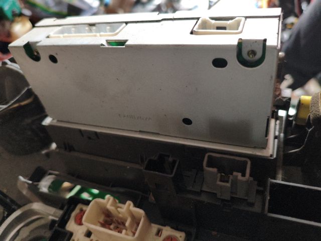 bontott TOYOTA YARIS Multifunkciós Kijelző