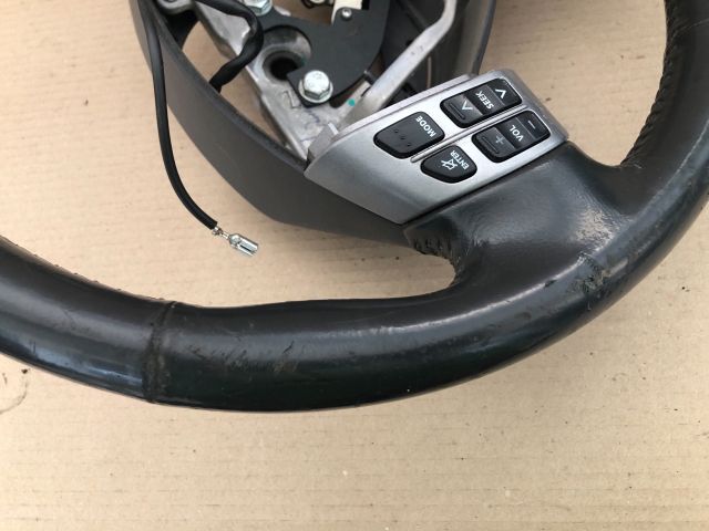 bontott TOYOTA YARIS Multikormány