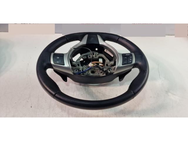 bontott TOYOTA YARIS Multikormány