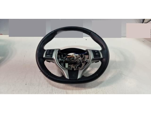 bontott TOYOTA YARIS Multikormány