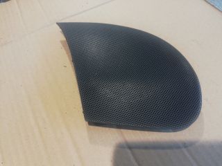 bontott TOYOTA YARIS Műszerfal Bal Hangszóró Burkolat