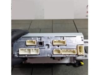 bontott TOYOTA YARIS Navigációs Fejegység